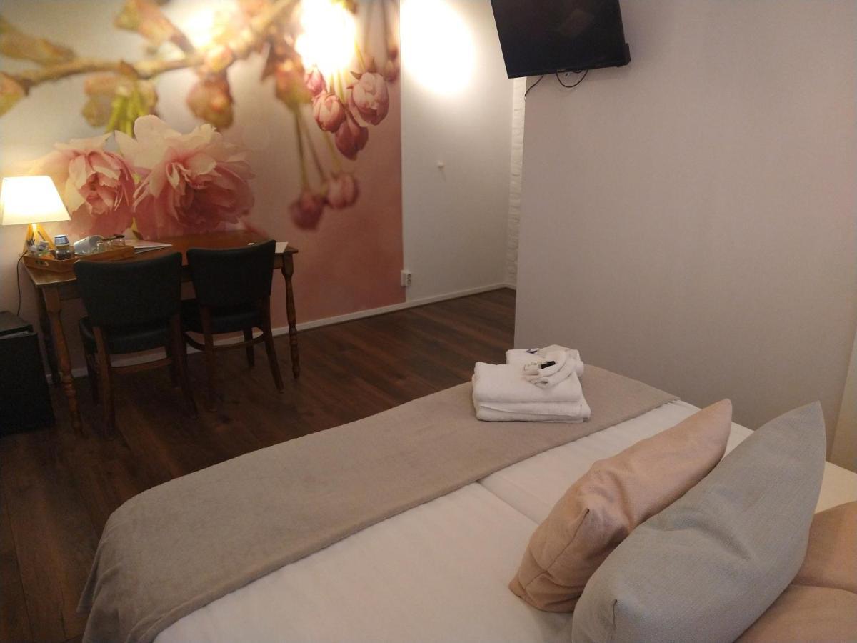 B&B-Hotel De Joremeinshoeve Kaatsheuvel ภายนอก รูปภาพ