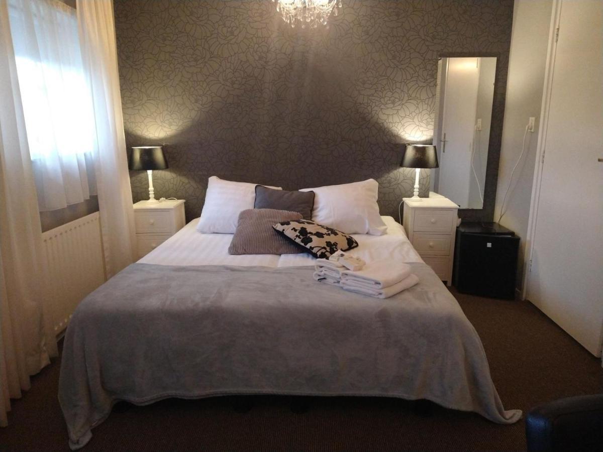 B&B-Hotel De Joremeinshoeve Kaatsheuvel ภายนอก รูปภาพ