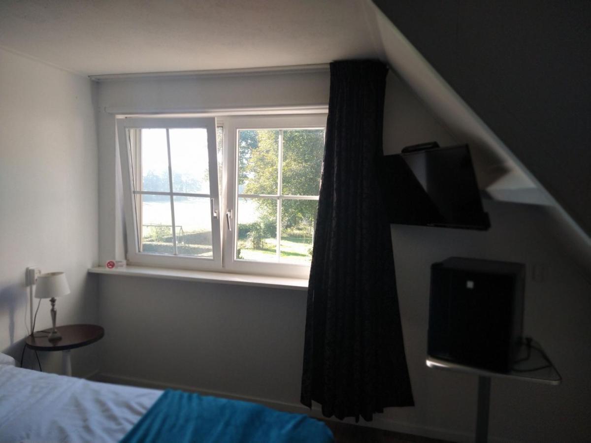 B&B-Hotel De Joremeinshoeve Kaatsheuvel ภายนอก รูปภาพ